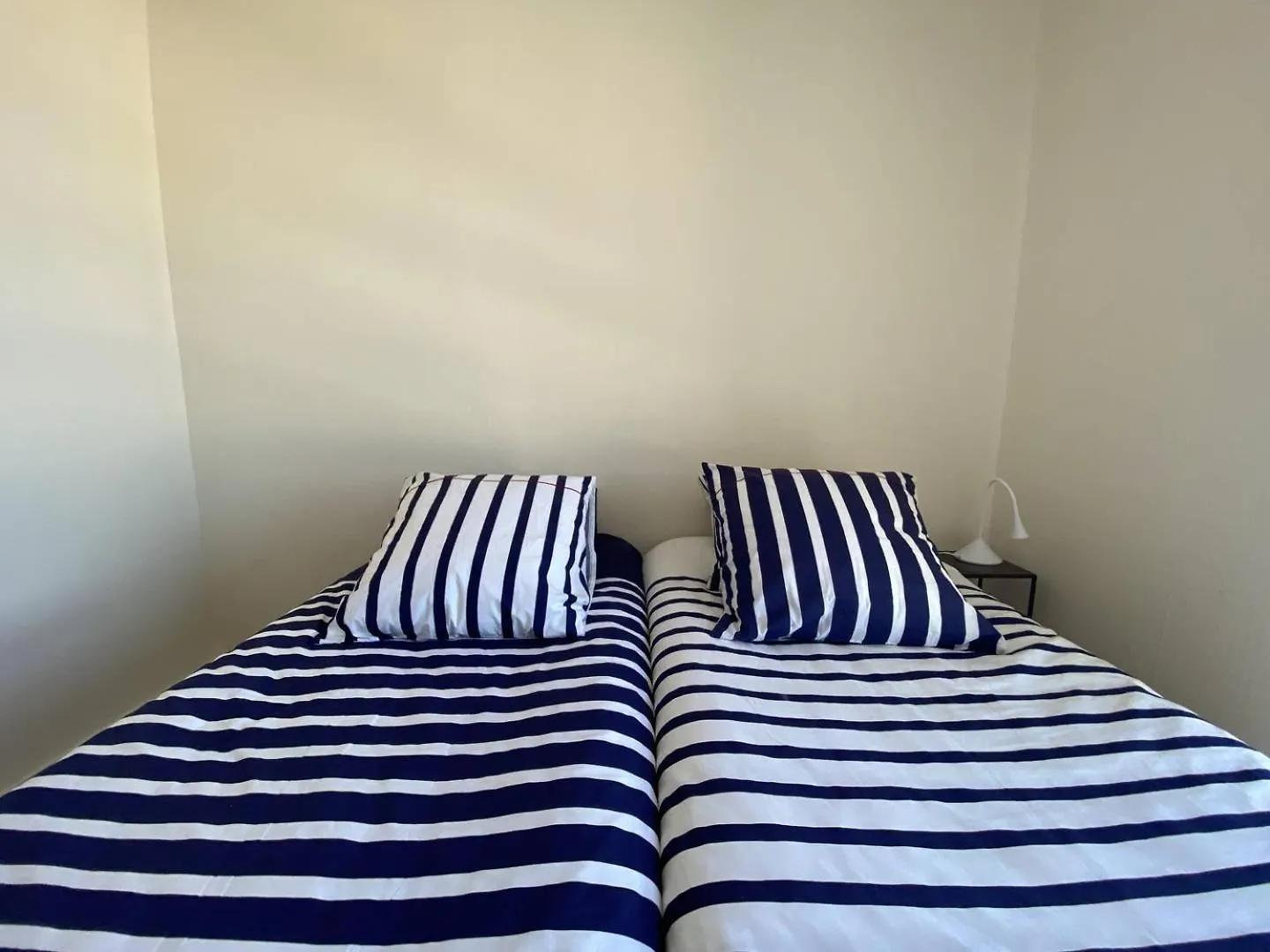 Appartement Vue Mer Exceptionnelle Plage De Trestraou A Perros-Guirec - Ref 503 0*,